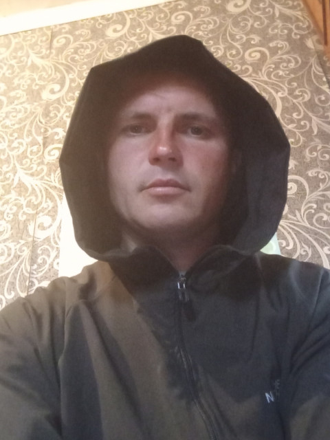 Виталик, Россия, Симферополь, 35 лет. Познакомлюсь с женщиной для любви и серьезных отношений.Увлекаюсь спортом, люблю природу и активный отдых.