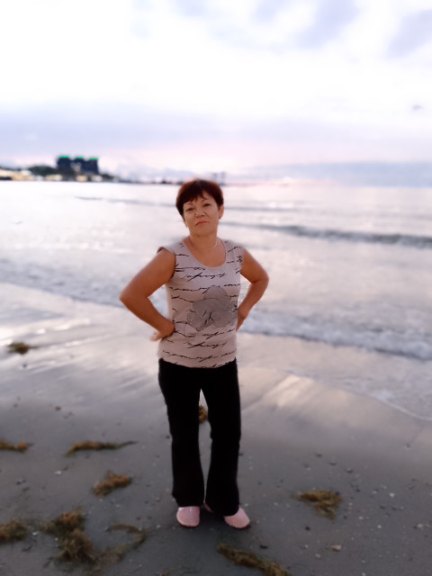 Марина Фёдорова, Россия, Анапа, 52 года, 1 ребенок. Хочу найти Доброго, не алкаша, заботливого, ласкового, умеющего понять женщину и поддержать в трудную минутуПо профессии медсестра, пенсионерка, но ещё работаю. Добрая, справедливая, не скандалистка, мог