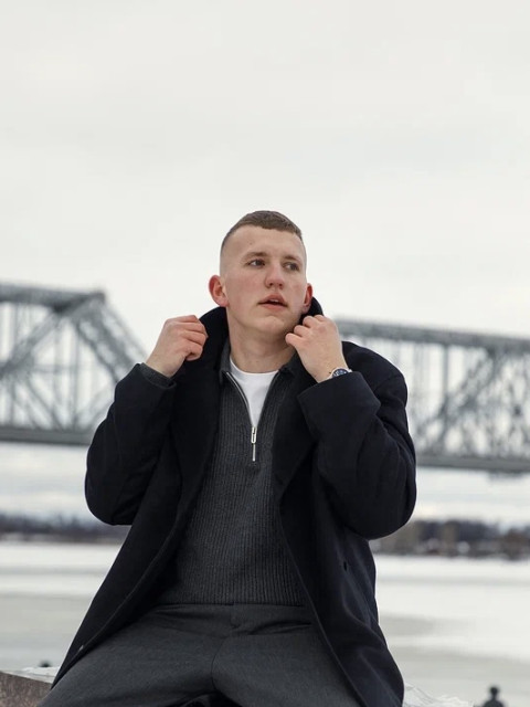 Кирилл, Россия, Ярославль, 22 года. Познакомлюсь с очаровательной и интересной девушкой для дальнейшего общенияМолодой, харизматичный, классный, а главное скромный 😉