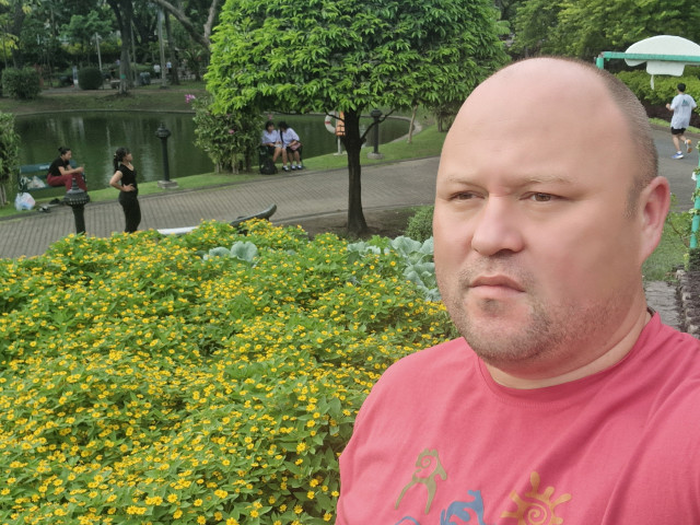 Эльдор, Узбекистан, Ташкент, 41 год. Познакомлюсь с женщиной для любви и серьезных отношений, брака и создания семьи, воспитания детей, рИщу девушку без разницы с какой Страны или города. 30 - 35 лет.