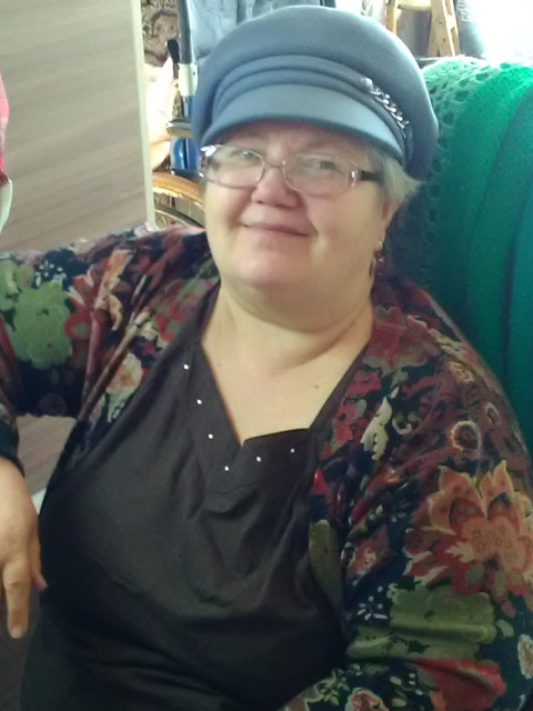 Вера Якушева, Россия, Зуевка, 67 лет, 2 ребенка. Хочу найти настоящего, рукастого, с добрыми намериниямидомохозяйка, остальное при общении