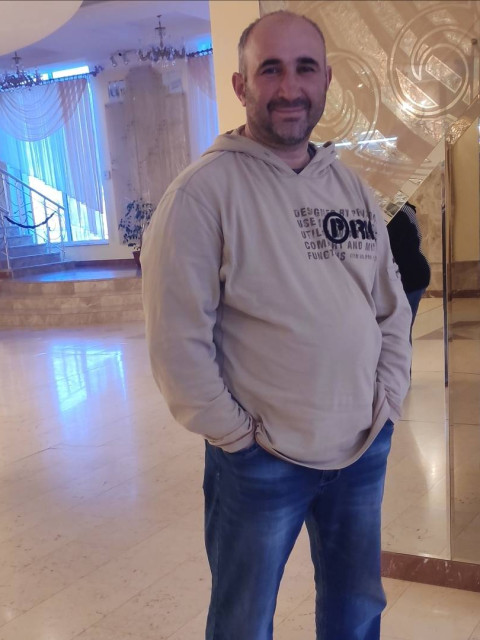 Владимир, Россия, Луганск, 53 года. Познакомлюсь с женщиной для любви и серьезных отношений, брака и создания семьи.Улыбаюсь глазами люблю душой