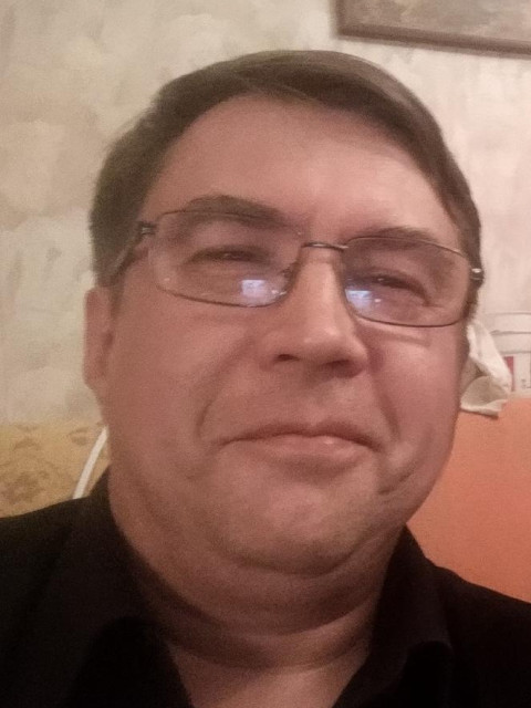 Павел, Санкт-Петербург, м. Купчино, 55 лет. Познакомлюсь с женщиной для любви и серьезных отношений, брака и создания семьи, воспитания детей, дНормальный, добрый, культурный, адекватный мужчина. Мастер " Золотые руки". Творческий чел