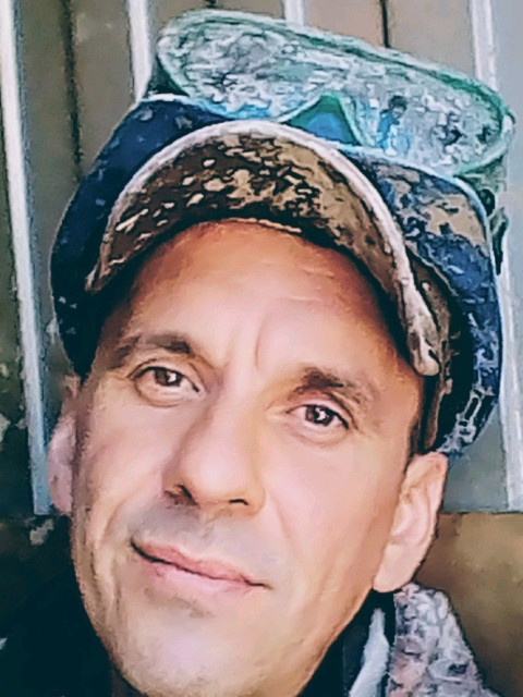 Данил Юткин, Россия, Екатеринбург, 45 лет. Он ищет её: Ищу женщину которая мне будет лучшим другом,родим мне детей, вообщем для создания семьи я здесь заре Анкета 846670. 