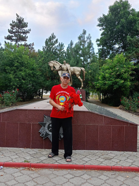 Григорий, Россия, Краснодар, 59 лет, 2 ребенка. Познакомлюсь с женщиной для серьезных постоянных отношений гражданский брак по желанию женщины ЗАГС О себе подробно по телефону честно открыто без фантазий Взаимно интересные отношения без оскорблений