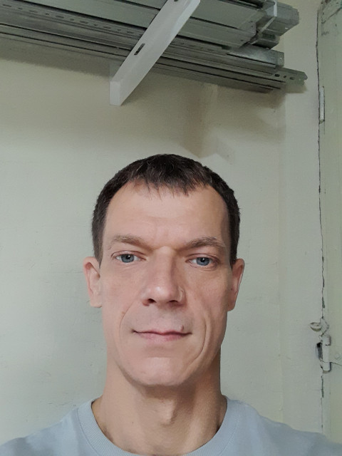 Александр, Россия, Нижний Новгород, 45 лет, 1 ребенок. Познакомлюсь с женщиной для любви и серьезных отношений, брака и создания семьи. Девушку для встреч.Адекватный с чувством юмора, лёгкий на подъём. Разведён.