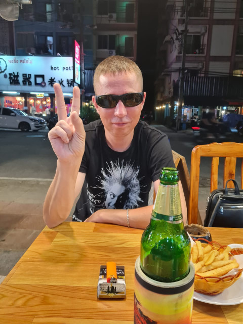 Сергей, Подольск, 43 года, 1 ребенок, 2 фото. Познакомлюсь с женщиной для любви и серьезных отношений, брака и создания семьи, дружбы и общения.  Анкета 847126. 