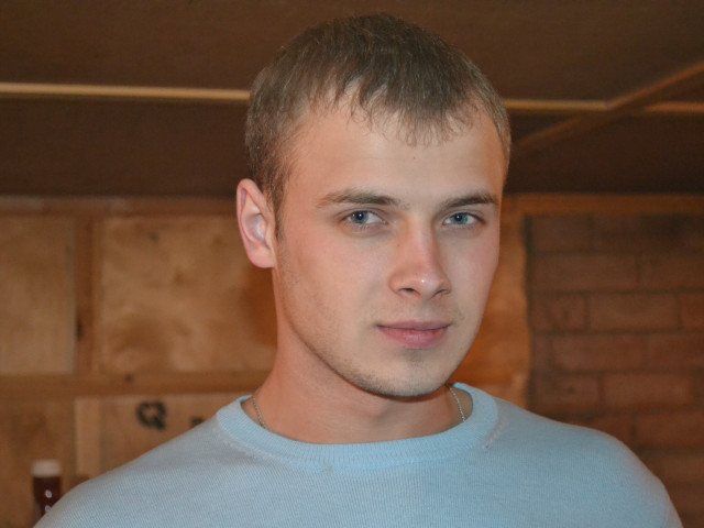 Алексей, Россия, Санкт-Петербург, 32 года. Познакомлюсь с женщиной для брака и создания семьи.Я человек добрый, без вредных привык, родился и вырос в Санкт-Петербурге