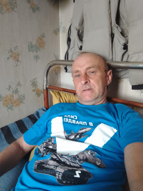 Сергей Чуешов, Россия, Омутнинск, 54 года. Хочу найти Девушку из СССР, верного друга, привлекательную Женщину, Любящую уют.Работа, дом, дом, работа, дела домашние, рыбалка, Лес, велоспорт. Отдых 🏖 ️.