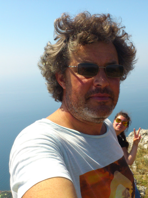 Юрий, Россия, Севастополь, 52 года. Познакомлюсь с женщиной для любви и серьезных отношений, брака и создания семьи, дружбы и общения.В процессе развода. Не живём вместе . 
Ищу компанию для общения . Нравится море, рыбалка, походы в 