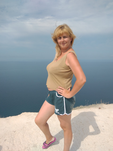 Anya Sofronova, Россия, Брянск, 38 лет, 1 ребенок. Она ищет его: Пока для общения! На будущие серьёзные отношения  Анкета 847440. 