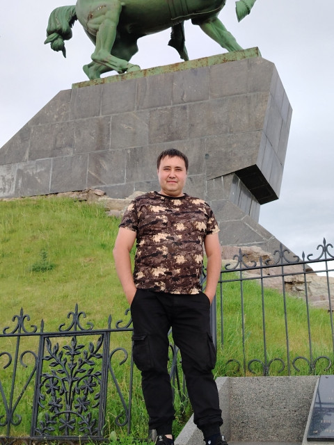 Рамзиль, Россия, Уфа, 42 года. Познакомлюсь с Девушкой для любви и серьезных отношений, брака и создания семьи.43 года. Родился. Вырос. город Нижневартовск. Сейчас проживаю республика Башкортостан