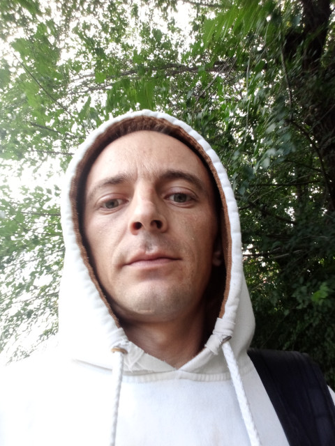 Игорь, Россия, Челябинск, 31 год. Познакомлюсь с женщиной для любви и серьезных отношений, брака и создания семьи. Анкета 847735. 