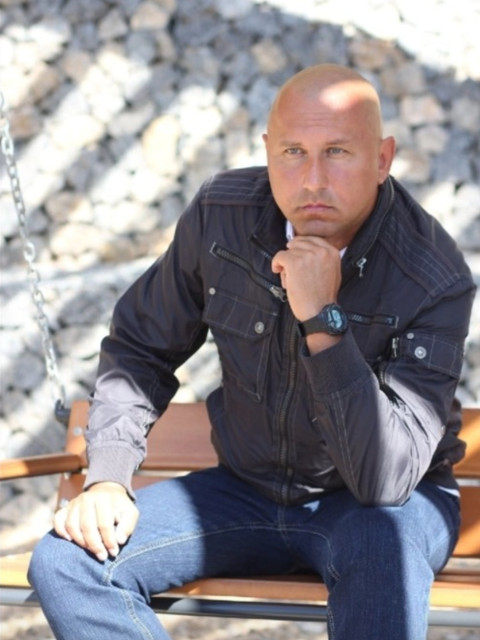 Анатолий, Уфа, 50 лет, 6 фото. Познакомлюсь с женщиной для любви и серьезных отношений, брака и создания семьи, воспитания детей, рождения...  Анкета 847806. 