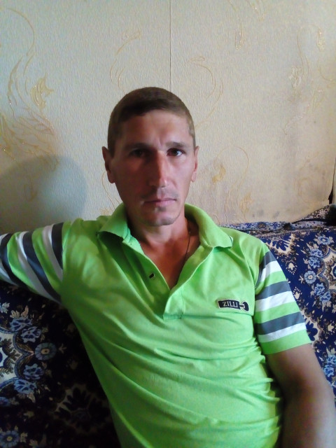 Илья, Россия, Красноярск, 40 лет, 1 ребенок. Он ищет её: Познакомлюсь с женщиной для любви и серьезных отношений, гостевого брака, рождения совместных детей,40 лет. Вдовец.. 172-73. симпатичный, умный, адекватный, спокойный, интересный, добрый, с чувством