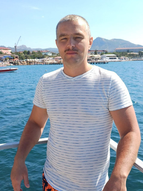 Дмитрий Загоскин, Россия, Мурманск, 39 лет. Хочу найти Знакомство, дружба, брак. Это и так понятно.Заседелся в девках, пора и честь знать.