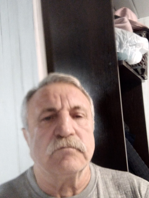 Николай, Россия, Красноярск, 68 лет, 1 ребенок. Познакомлюсь с женщиной для гостевого брака, дружбы и общения.Живу в Красноярске
