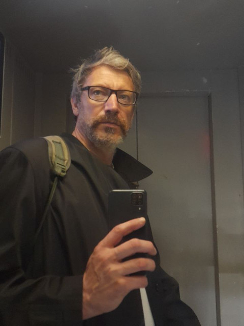 Григорий, Россия, Москва, 55 лет, 2 ребенка. Ищу: Познакомится с дамой, приятной во всех отношениях, для душевного общения, совместного времяпрепровождения...  Анкета 848219. 