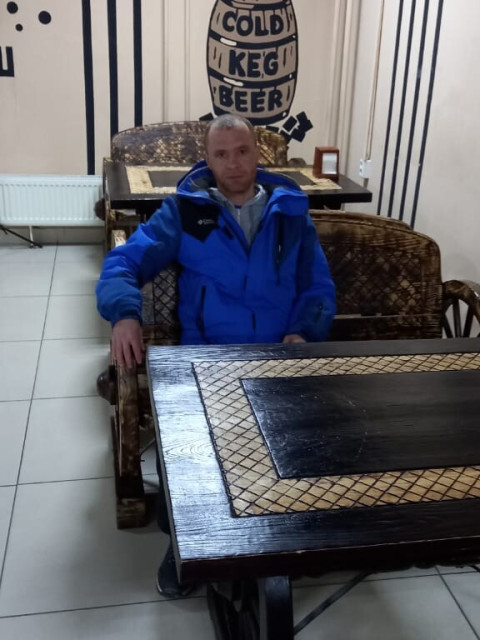 Валентин, Россия, Гурьевск, 36 лет. Познакомлюсь с женщиной для любви и серьезных отношений, брака и создания семьи.Общительный жизнерадостный одним словом оптимист