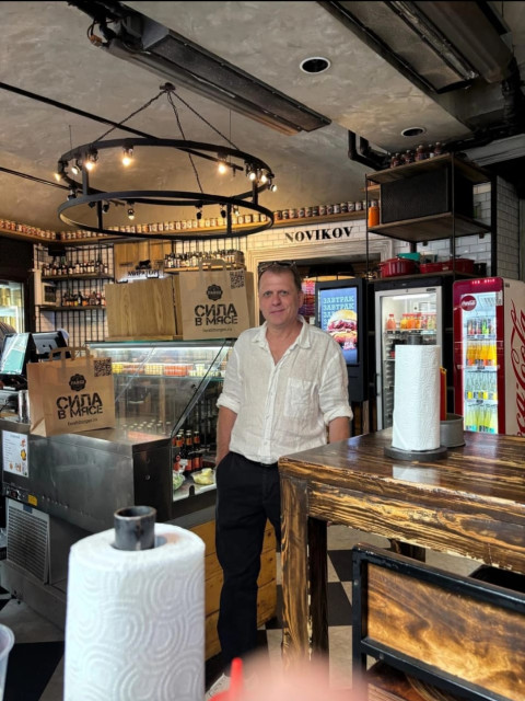 Александр, Россия, Москва, 48 лет. Познакомлюсь с женщиной для любви и серьезных отношений, дружбы и общения.Из Москвы. Познакомлюсь.