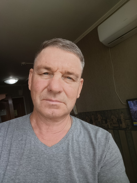 Сергей, Россия, Хабаровск, 56 лет. Ищу ту, которой нужно мужское плечо..Хочу заботиться... Хочу быть нужным...