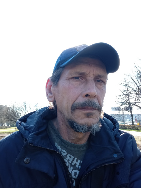 Виктор, Санкт-Петербург, м. Академическая, 58 лет. Познакомлюсь с женщиной для дружбы и общения.Мужик