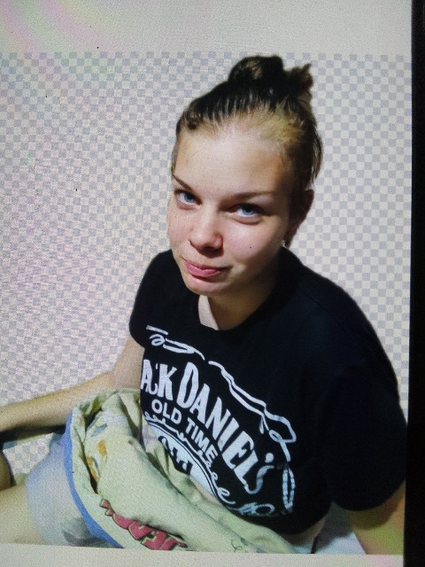 Влада, Россия, Санкт-Петербург, 20 лет, 1 ребенок. Познакомлюсь с парнем для любви и серьезных отношений, брака и создания семьи.Есть дочь и сейчас беременна. Ищу мужчину для совместной жизни.