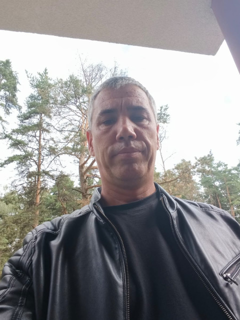 Вадим Исаев, Россия, Москва, 45 лет, 1 ребенок. люблю детей, курю, воспитан. познакомлюсь с женщиной для дружбы, общения а там видно будет.