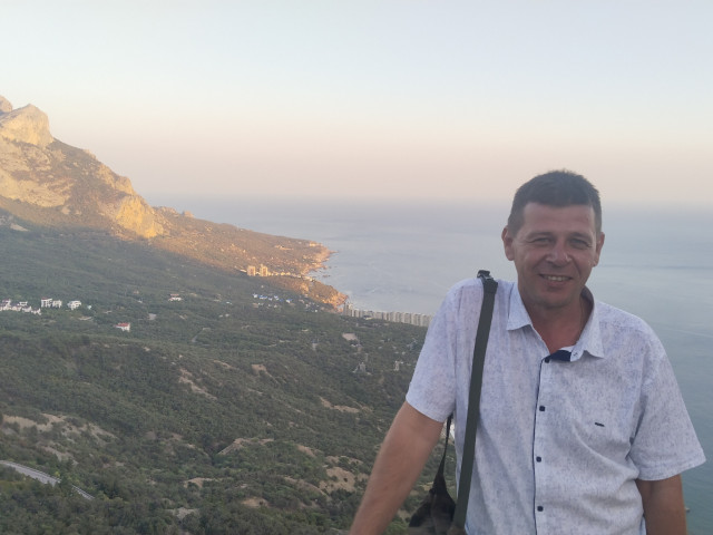 Александр, Россия, Севастополь, 49 лет, 2 ребенка. Он ищет её: Познакомлюсь с женщищиной красивкой....При встрече, глаза в глаза, решайте...