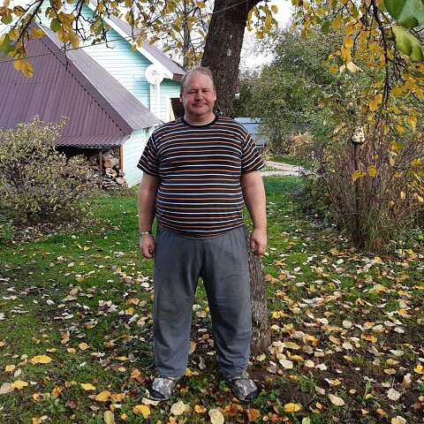 Олег Горшков, Россия, 56 лет. работаю и спортом