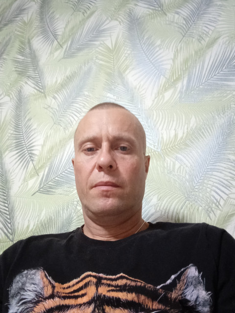 Сергей, Россия, Томск, 41 год, 2 ребенка. Познакомлюсь с женщиной для любви и серьезных отношений, воспитания детей, дружбы и общения.Работаю вахтовым методом. Люблю узнавать что-то новое.