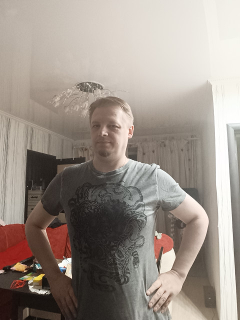 Артем, Россия, Гай. Фото на сайте ГдеПапа.Ру