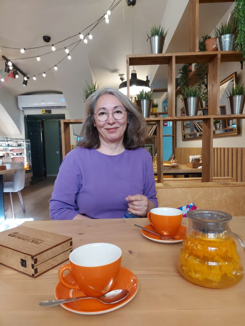 Гуля, Россия, Санкт-Петербург, 59 лет, 1 ребенок. Познакомлюсь с мужчиной для брака и создания семьи, гостевого брака.Одинока давно, познакомлюсь) я на пенсии