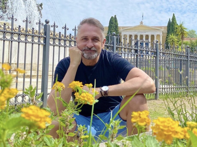 Peter, Швейцария, Люцер, 43 года, 1 ребенок. Познакомлюсь с женщиной для любви и серьезных отношений, брака и создания семьи. Я приеду к вам в гоМеня зовут Питер, я из Швейцарии, Мне 43 лет, я разведён, у меня есть дочь, которая живёт с матерью.