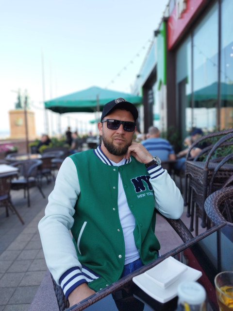 Евгений, Москва, 39 лет, 1 ребенок, 1 фото. Познакомлюсь с женщиной для дружбы и общения.  Анкета 849799. 