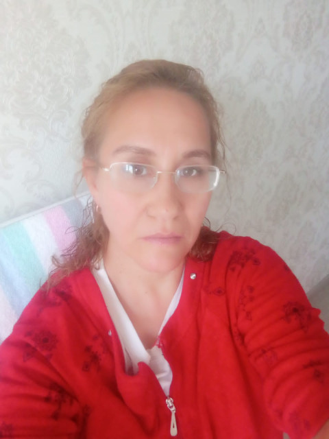 Альфия, Россия, Уфа, 53 года, 1 ребенок. Познакомлюсь с мужчиной для любви и серьезных отношений.Меня зовут Альфия. Есть взрослая дочь студентка. Работаю в строительстве консультантом. 
Финансова 