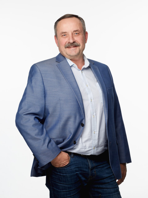 Константин, Россия, Санкт-Петербург, 61 год. Познакомлюсь с женщиной для любви и серьезных отношений, брака и создания семьи.  Анкета 850042. 