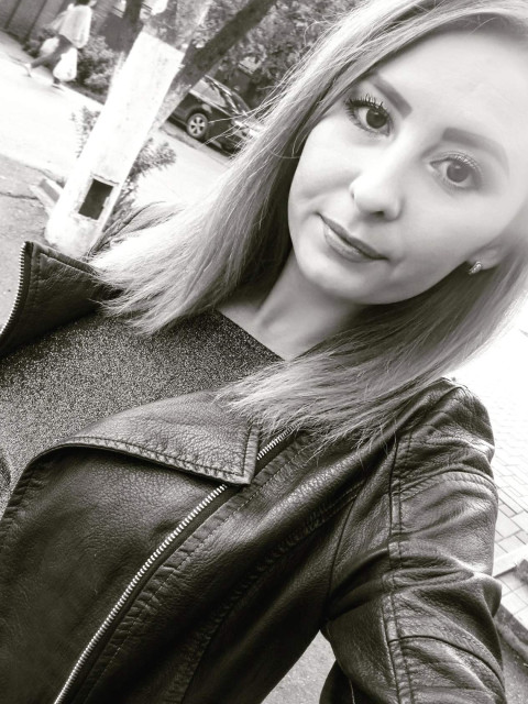 Вера, Краснодар, 35 лет, 1 ребенок, 10 фото. Она ищет его: парнем для любви и серьезных отношений, брака и создания семьи, воспитания детей, дружбы и общения.   Анкета 850120. 