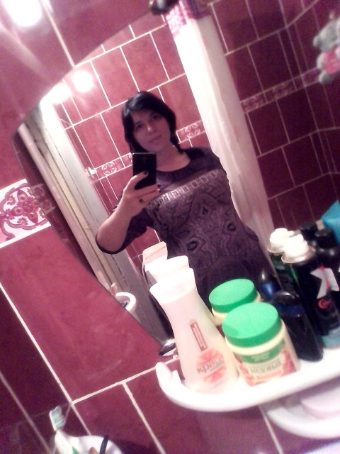 Наталия, Беларусь, Жлобин, 47 лет. Познакомлюсь с мужчиной для приятного общения сперва.Просто женщина, мама двоих взрослых детей. Швея по профессии. Была замужем один раз.