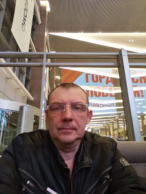 Андрей, Россия, Канск, 53 года. Познакомлюсь с женщиной для любви и серьезных отношений.Спокойный человек, не люблю суету, все дела делаю обдуманно, не курю не пью