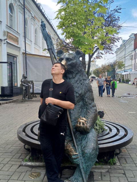 Валли, Россия, Москва, 55 лет. Я ищу женщину, с которой смогу построить глубокую и значимую связь. Мне важна не просто романтическая...  Анкета 850505. 