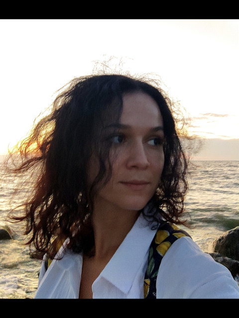 Марина, Москва, 41 год, 2 ребенка, 4 фото. Не ищу половинку - целая) Без крупных такаранов и жизненных разочарований. Хотелось бы видеть это и 