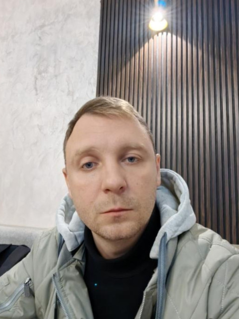 Сергей, Санкт-Петербург, м. Ленинский проспект, 36 лет. Он ищет её: Познакомлюсь с женщиной для любви и серьезных отношений, брака и создания семьи.Ищу женщину для серьёзных отношений и создания семьи.