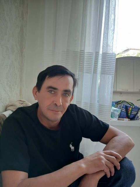 Ришат, Уфа, 47 лет, 2 фото. Познакомлюсь с женщиной для любви и серьезных отношений.  Анкета 850898. 