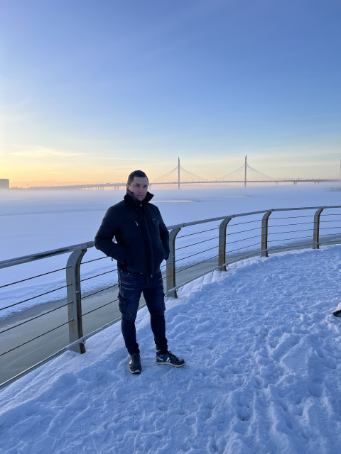 Роман, Санкт-Петербург, м. Адмиралтейская. Фото на сайте ГдеПапа.Ру