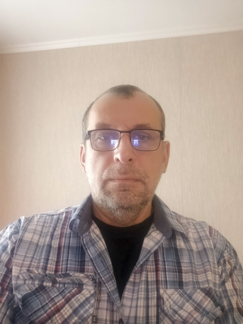 Александр Алтарев, Россия, Пенза, 45 лет, 2 ребенка. Хочу найти Серьезные отношенияВысокий, стройный. Работаю