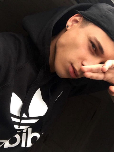 Мирон, Москва, Аэропорт, 26 лет. Познакомлюсь с девушкой для любви и серьезных отношений. Анкета 851302. 