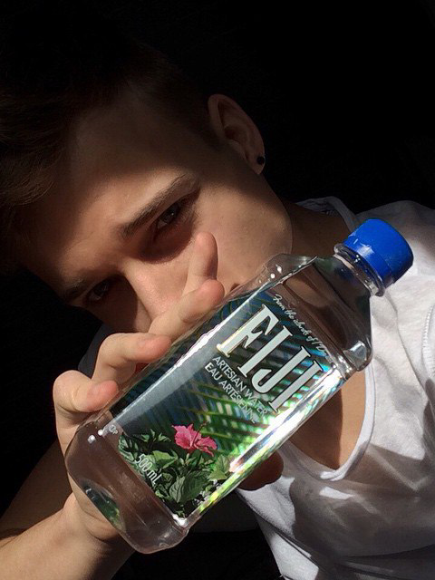 Мирон, Москва, Аэропорт. Фото на сайте ГдеПапа.Ру