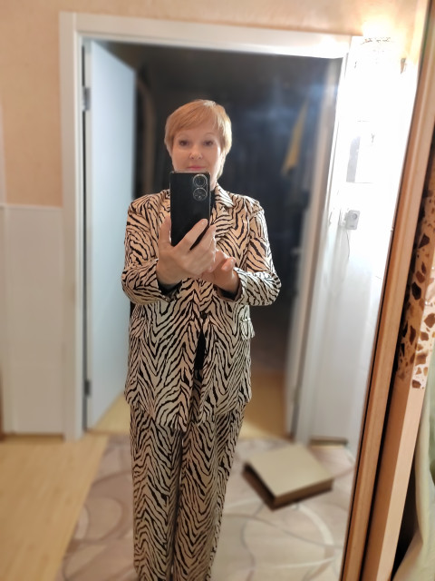 Светлана, Россия, Екатеринбург, 55 лет. Ищу: СМС НЕ ЧИТАЮ. МУЖЧИНЫ, НЕ ПИШИТЕ МНЕ, ПОЖАЛУЙСТА!!!!!!! 
 Я здесь читаю блоги и форумы  Анкета 851491. 