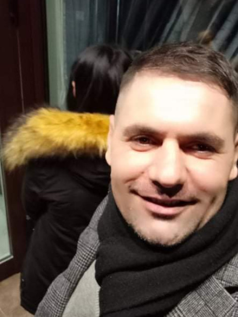 Игор, Франция, Париж, 41 год, 5 фото. Познакомлюсь с женщиной для любви и серьезных отношений, брака и создания семьи, рождения совместных... 